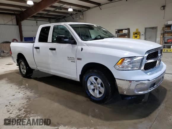 2023 Ram 1500 Tradesman z VIN 1C6RR7FT7PS527773, wystawiony jako Copart lot #44564895 z przebiegiem 46 041 mil mil oraz Czysty tytuł • Clean title. Historia ofert i sprzedaży dostępna na DreamBid. Obrazek 4.