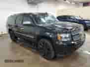 2013 Chevrolet Suburban LTZ с VIN 1GNSKKE75DR157293, выставлен на аукционе Copart как лот 47184115 с пробегом 168 208 миль миль и Чистый • Clean title. История ставок и продаж доступна на DreamBid. Изображение 4.