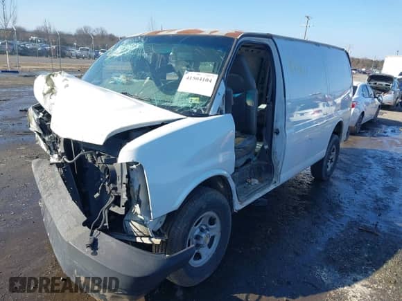 2003 Chevrolet Express Cargo with VIN 1GCFG25T731220111, listed as a IAAI auction lot 41504104 with Not provided miles and . Bid and sale history available at DreamBid. Image 2.