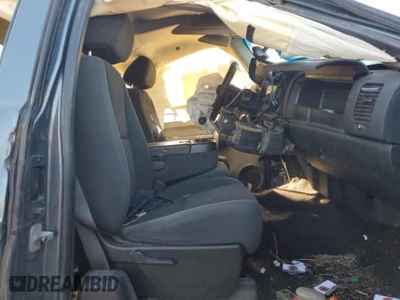 2008 Chevrolet Silverado 1500 1LT с VIN 2GCEK190181319268, выставлен на аукционе Copart как лот 84924325 с пробегом Не указан миль и Списание • Salvage title. История ставок и продаж доступна на DreamBid. Изображение 7.