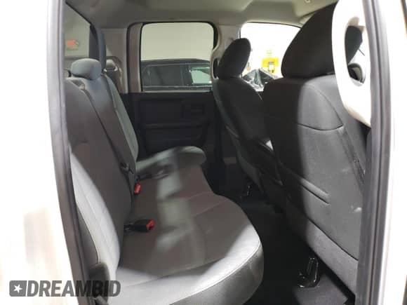 2023 Ram 1500 Tradesman z VIN 1C6RR7FT7PS527773, wystawiony jako Copart lot #44564895 z przebiegiem 46 041 mil mil oraz Czysty tytuł • Clean title. Historia ofert i sprzedaży dostępna na DreamBid. Obrazek 10.