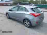 2013 Hyundai Elantra z VIN KMHD35LE2DU119644, wystawiony jako IAAI lot #43297998 z przebiegiem 184 464 mil mil oraz . Historia ofert i sprzedaży dostępna na DreamBid. Obrazek 3.