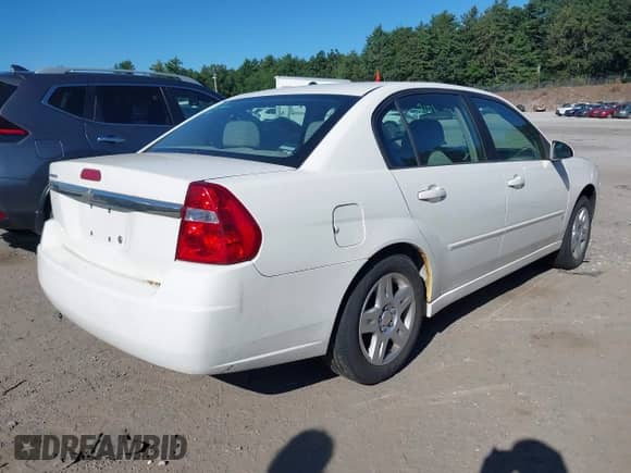 2007 Chevrolet Malibu 1LT z VIN 1G1ZT58F77F191369, wystawiony jako IAAI lot #42799482 z przebiegiem 103 675 mil mil oraz . Historia ofert i sprzedaży dostępna na DreamBid. Obrazek 4.
