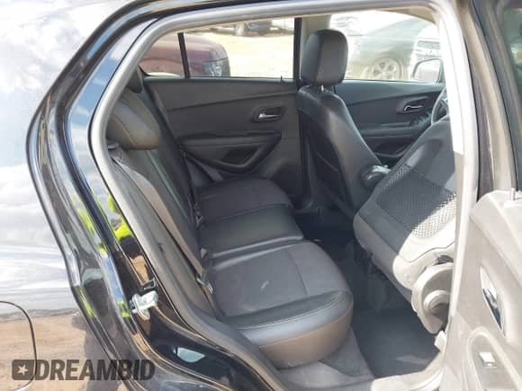 2021 Chevrolet Trax LT с VIN KL7CJLSB7MB322281, выставлен на аукционе IAAI как лот 43252257 с пробегом 96 076 миль миль и . История ставок и продаж доступна на DreamBid. Изображение 8.
