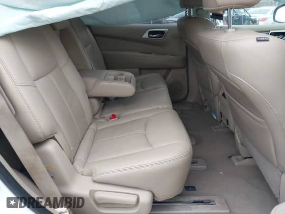 2014 Nissan Pathfinder SV Hybrid with VIN 5N1CR2MM6EC657673, listed as a IAAI auction lot 41699379 with 94,654 mi miles and . Bid and sale history available at DreamBid. Image 8.