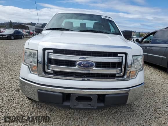 2014 Ford F-150 XL с VIN 1FTNF1CF7EKD17182, выставлен на аукционе Copart как лот 81990855 с пробегом 125 257 миль миль и Списание • Salvage title. История ставок и продаж доступна на DreamBid. Изображение 5.