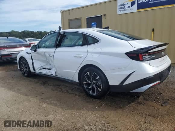 2025 Hyundai Sonata SEL with VIN KMHL64JA4SA448115, listed as a Copart auction lot 85304485 with 29,086 mi miles and Salvage title. Bid and sale history available at DreamBid. Image 2.