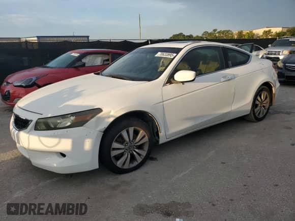 2010 Honda Accord EX with VIN 1HGCS1B72AA007858, listed as a Copart auction lot 70633895 with 145,679 mi miles and Clean title. Bid and sale history available at DreamBid. Image 1.