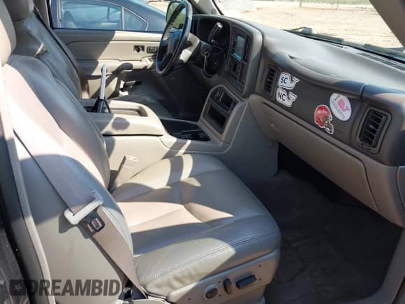 2005 Chevrolet Avalanche Z66 с VIN 3GNEC12Z75G164497, выставлен на аукционе IAAI как лот 43009045 с пробегом 267 642 миль миль и . История ставок и продаж доступна на DreamBid. Изображение 5.