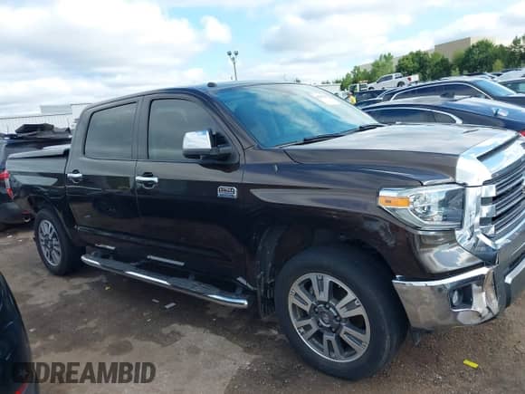 2019 Toyota Tundra SR5 с VIN 5TFAY5F18KX842461, выставлен на аукционе IAAI как лот 43093542 с пробегом 130 182 миль миль и . История ставок и продаж доступна на DreamBid. Изображение 13.