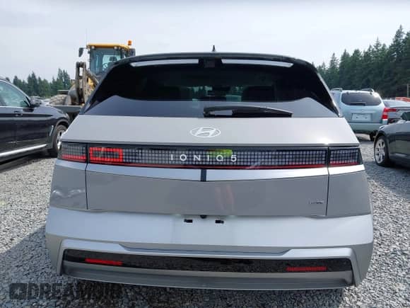 2025 Hyundai Ioniq 5 с VIN 7YAKRDDC1SY012777, выставлен на аукционе IAAI как лот 42581235 с пробегом 1 988 миль миль и . История ставок и продаж доступна на DreamBid. Изображение 17.