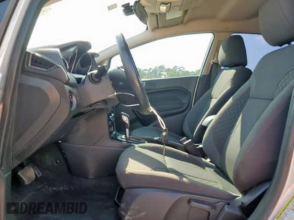 2014 Ford Fiesta SE с VIN 3FADP4BJ2EM114103, выставлен на аукционе Copart как лот 80344915 с пробегом 33 515 миль миль и Чистый • Clean title. История ставок и продаж доступна на DreamBid. Изображение 7.