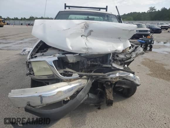 2004 Ford F-150 XL с VIN 2FTRX17294CA68652, выставлен на аукционе Copart как лот 53442525 с пробегом Не указан миль и Списание • Salvage title. История ставок и продаж доступна на DreamBid. Изображение 5.