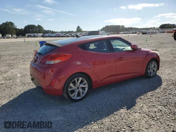 2012 Hyundai Veloster w/Gray Int с VIN KMHTC6AD1CU021344, выставлен на аукционе Copart как лот 70525255 с пробегом 134 777 миль миль и Списание • Salvage title. История ставок и продаж доступна на DreamBid. Изображение 3.