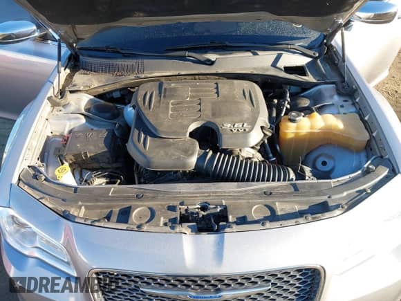 2016 Chrysler 300 C с VIN 2C3CCAEG9GH252498, выставлен на аукционе IAAI как лот 43421826 с пробегом 159 219 миль миль и . История ставок и продаж доступна на DreamBid. Изображение 10.