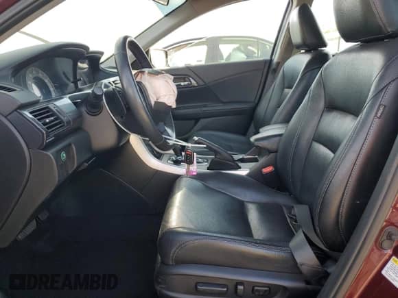 2014 Honda Accord Sport с VIN 1HGCR2F57EA170151, выставлен на аукционе Copart как лот 82192545 с пробегом 95 018 миль миль и Списание • Salvage title. История ставок и продаж доступна на DreamBid. Изображение 7.