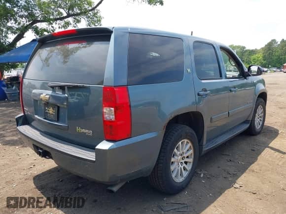 2009 Chevrolet Tahoe with VIN 1GNFK13599R182024, listed as a IAAI auction lot 42436900 with 186,983 mi miles and . Bid and sale history available at DreamBid. Image 4.