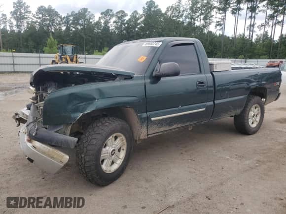 2004 Chevrolet Silverado 1500 Z71 с VIN 1GCEK14T54Z261099, выставлен на аукционе Copart как лот 69683745 с пробегом Не указан миль и Списание • Salvage title. История ставок и продаж доступна на DreamBid. Изображение 1.