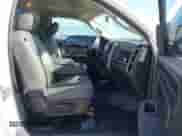 2017 Ram 1500 Tradesman с VIN 3C6JR6DG9HG654689, выставлен на аукционе IAAI как лот 41352489 с пробегом 47 653 миль миль и . История ставок и продаж доступна на DreamBid. Изображение 5.