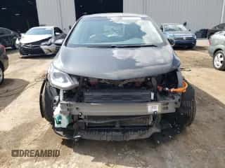 2019 Chevrolet Bolt EV z VIN 1GBJF1G04K4130801, wystawiony jako Copart lot #67990243 z przebiegiem 47 106 mil mil oraz . Historia ofert i sprzedaży dostępna na DreamBid. Obrazek 5.