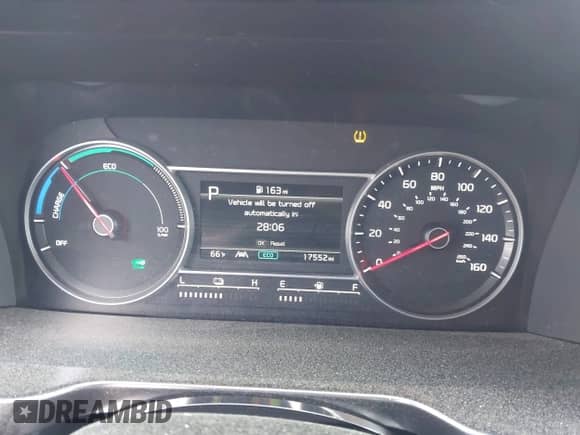 2024 Kia Sorento EX with VIN KNDRHDLG0R5248202, listed as a IAAI auction lot 41990342 with 17,552 mi miles and . Bid and sale history available at DreamBid. Image 7.