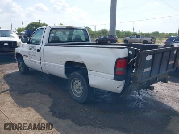 2001 Dodge 1500 Work Special z VIN 1B7HC16XX1S194904, wystawiony jako IAAI lot #41870605 z przebiegiem 134 884 mil mil oraz . Historia ofert i sprzedaży dostępna na DreamBid. Obrazek 3.
