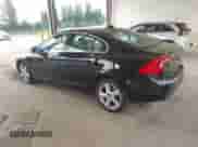 2012 Volvo S60 T5 с VIN YV1622FS8C2031282, выставлен на аукционе IAAI как лот 43220536 с пробегом 127 592 миль миль и . История ставок и продаж доступна на DreamBid. Изображение 3.