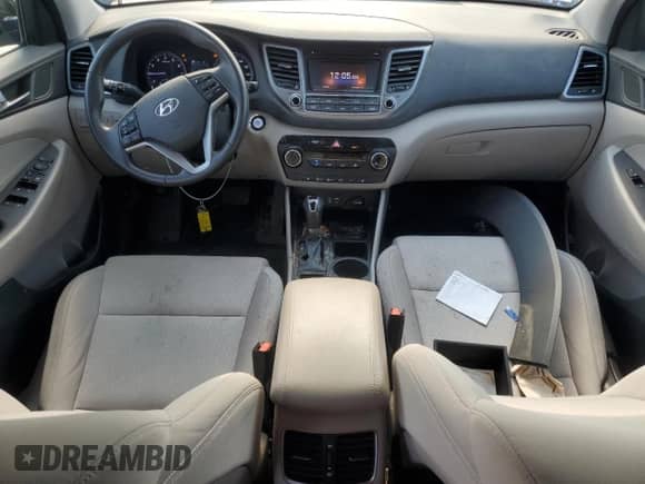 2017 Hyundai Tucson Value with VIN KM8J3CA25HU328530, listed as a Copart auction lot 54379565 with 226,682 mi miles and Salvage title. Bid and sale history available at DreamBid. Image 8.