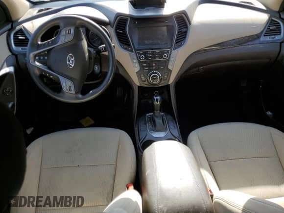 2017 Hyundai Santa Fe 2.4L с VIN 5NMZUDLB4HH032042, выставлен на аукционе Copart как лот 53825055 с пробегом 83 647 миль миль и Списание • Salvage title. История ставок и продаж доступна на DreamBid. Изображение 8.