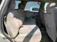 2002 Chevrolet Tahoe LS с VIN 1GNEC13T72J177254, выставлен на аукционе Copart как лот 64683985 с пробегом 205 742 миль миль и Списание • Salvage title. История ставок и продаж доступна на DreamBid. Изображение 11.