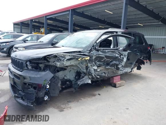2021 Jeep Grand Cherokee Altitude with VIN 1C4RJKAG3M8153314, listed as a IAAI auction lot 42881930 with 58,665 mi miles and . Bid and sale history available at DreamBid. Image 2.