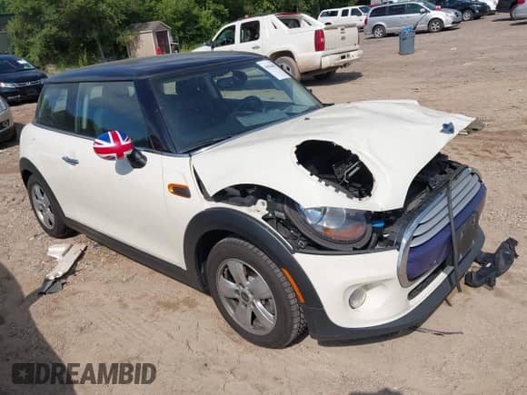 2015 MINI Hardtop with VIN WMWXM5C54F3A56067, listed as a IAAI auction lot 43044092 with 146,630 mi miles and . Bid and sale history available at DreamBid. Image 1.