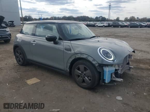 2022 MINI Hardtop Cooper with VIN WMW33DH07N2P64310, listed as a Copart auction lot 89850335 with 17,503 mi miles and Salvage title. Bid and sale history available at DreamBid. Image 4.