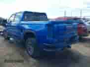 2022 GMC Sierra 1500 AT4 с VIN 3GTPUEEL7NG543903, выставлен на аукционе IAAI как лот 41115909 с пробегом 53 203 миль миль и . История ставок и продаж доступна на DreamBid. Изображение 3.