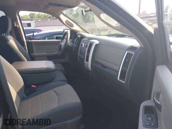 2009 Dodge 1500 SLT with VIN 1D3HB18P69S807040, listed as a IAAI auction lot 42686912 with 68,457 mi miles and . Bid and sale history available at DreamBid. Image 5.