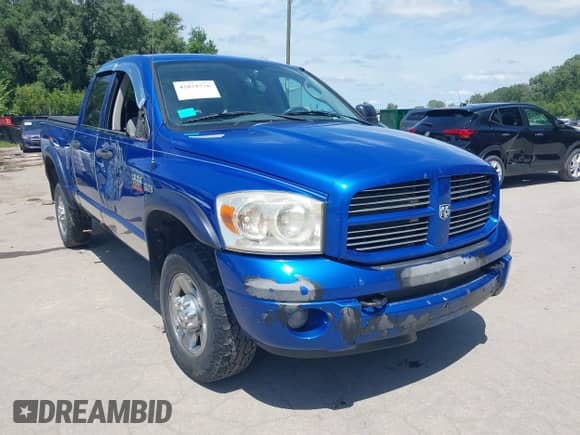 2007 Dodge 2500 SLT z VIN 3D7KS28D67G818527, wystawiony jako IAAI lot #42851576 z przebiegiem 125 874 mil mil oraz . Historia ofert i sprzedaży dostępna na DreamBid. Obrazek 1.