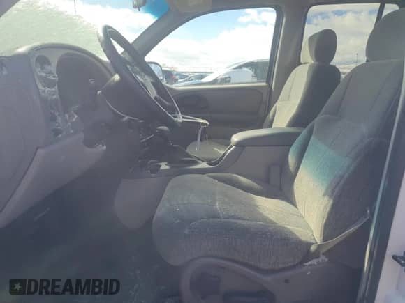 2002 Chevrolet TrailBlazer LS с VIN 1GNDT13S122276844, выставлен на аукционе Copart как лот 48006595 с пробегом 92 434 миль миль и Списание • Salvage title. История ставок и продаж доступна на DreamBid. Изображение 7.