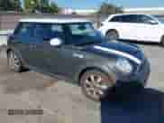 2011 MINI Hardtop S с VIN WMWSV3C53BTY21899, выставлен на аукционе IAAI как лот 43513791 с пробегом 106 098 миль миль и . История ставок и продаж доступна на DreamBid. Изображение 1.