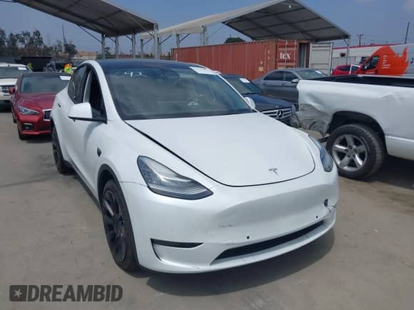2021 Tesla Model Y Long Range с VIN 5YJYGDEE4MF245529, выставлен на аукционе IAAI как лот 42795489 с пробегом 58 214 миль миль и . История ставок и продаж доступна на DreamBid. Изображение 1.