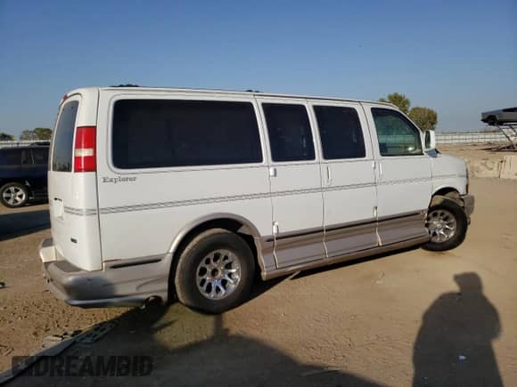 2007 Chevrolet Express Cargo YF7 Upfitter с VIN 1GBFG15T771219657, выставлен на аукционе Copart как лот 75216914 с пробегом 165 286 миль миль и Списание • Salvage title. История ставок и продаж доступна на DreamBid. Изображение 3.