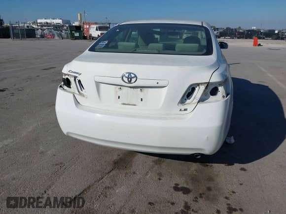 2009 Toyota Camry with VIN 4T1BE46K59U884108, listed as a IAAI auction lot 43377677 with 270,440 mi miles and . Bid and sale history available at DreamBid. Image 6.