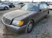 1993 Mercedes-Benz 500 with VIN WDBGA51E3PA109767, listed as a Copart auction lot 44822475 with 143,190 mi miles and Clean title. Bid and sale history available at DreamBid. Image 1.