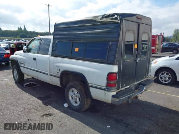 1997 Dodge 1500 with VIN 1B7HF13Y0VJ626660, listed as a IAAI auction lot 43291974 with 197,586 mi miles and . Bid and sale history available at DreamBid. Image 3.