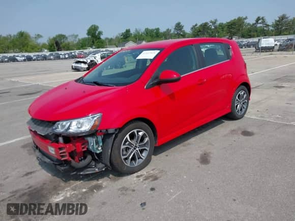2019 Chevrolet Sonic LT z VIN 1G1JD6SBXK4135954, wystawiony jako IAAI lot #42412020 z przebiegiem 37 560 mil mil oraz . Historia ofert i sprzedaży dostępna na DreamBid. Obrazek 21.