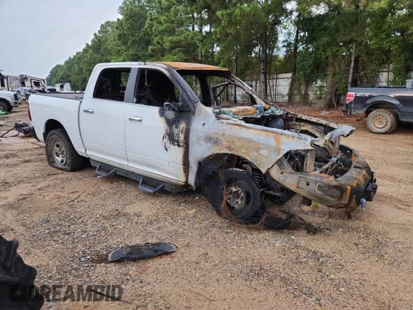 2017 Ram 1500 Big Horn z VIN 1C6RR7LT1HS746010, wystawiony jako Copart lot #71117205 z przebiegiem Nie podano mil oraz Szkoda całkowita • Salvage title. Historia ofert i sprzedaży dostępna na DreamBid. Obrazek 4.