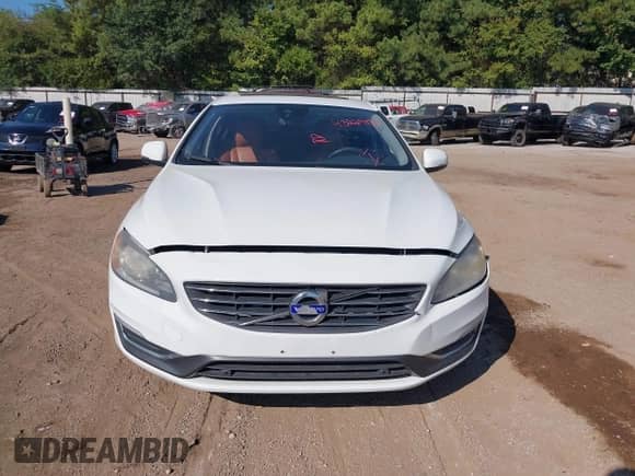 2014 Volvo S60 T6 с VIN YV1902FH3E2274346, выставлен на аукционе IAAI как лот 43381749 с пробегом 168 324 миль миль и . История ставок и продаж доступна на DreamBid. Изображение 12.