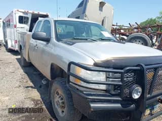 2011 Chevrolet Silverado 2500HD с VIN 1GB2KVCG0BZ409840, выставлен на аукционе IAAI как лот 42557164 с пробегом Не указан миль и . История ставок и продаж доступна на DreamBid. Изображение 1.