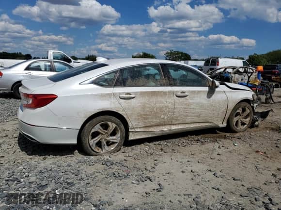 2018 Honda Accord EX z VIN 1HGCV1F43JA226075, wystawiony jako Copart lot #69919285 z przebiegiem 146 033 mil mil oraz Szkoda całkowita • Salvage title. Historia ofert i sprzedaży dostępna na DreamBid. Obrazek 3.