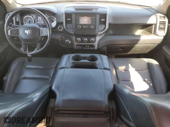 2020 Ram 1500 Tradesman с VIN 1C6SRECG2LN386391, выставлен на аукционе Copart как лот 59113845 с пробегом 93 682 миль миль и Чистый • Clean title. История ставок и продаж доступна на DreamBid. Изображение 8.