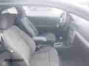 2007 Chevrolet Cobalt SS z VIN 1G1AM15B877115707, wystawiony jako IAAI lot #43545397 z przebiegiem 269 470 mil mil oraz . Historia ofert i sprzedaży dostępna na DreamBid. Obrazek 5.